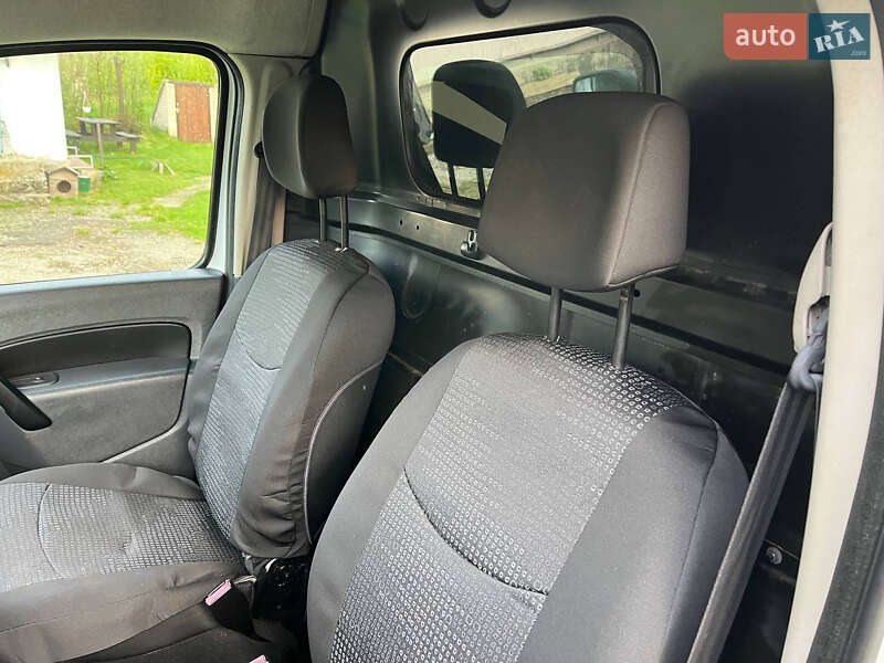 Вантажний фургон Renault Kangoo 2013 в Радивиліві фото 9 Вантажний фургон Renault Kangoo 2013 в Радивиліві