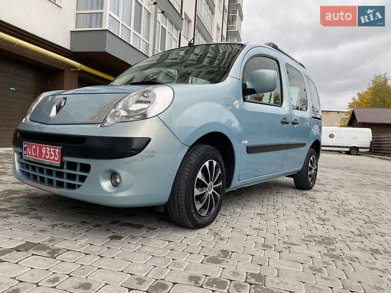 Минивэн Renault Kangoo 2010 в Ивано-Франковске
