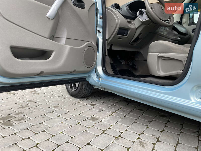 Минивэн Renault Kangoo 2010 в Ивано-Франковске