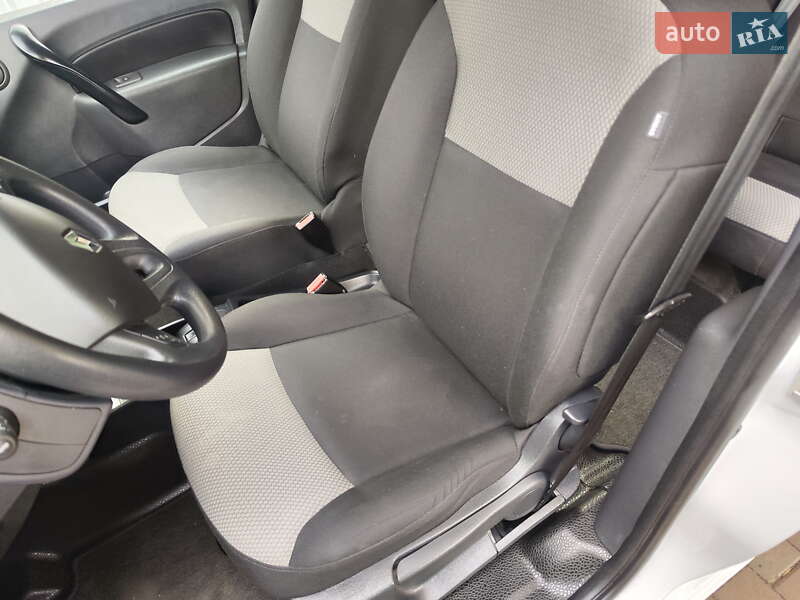 Мінівен Renault Kangoo 2020 в Нових Санжарах