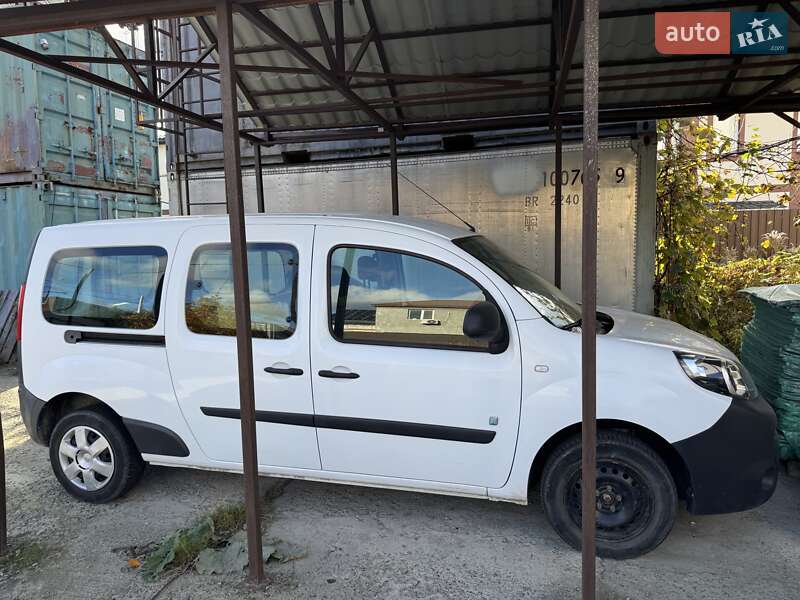 Минивэн Renault Kangoo 2017 в Киеве фото 3 Минивэн Renault Kangoo 2017 в Киеве