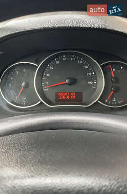 Грузовой фургон Renault Kangoo 2013 в 