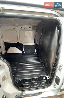Грузовой фургон Renault Kangoo 2013 в 