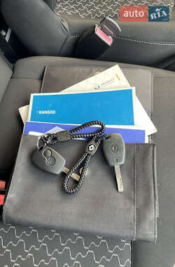 Грузовой фургон Renault Kangoo 2013 в 