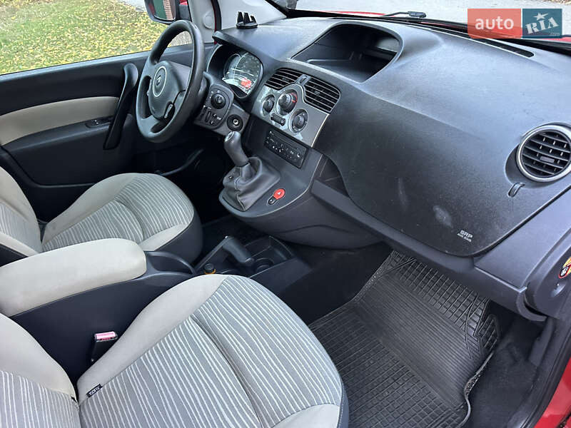 Минивэн Renault Kangoo 2012 в Лубнах
