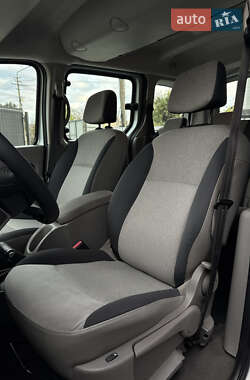 Минивэн Renault Kangoo 2010 в 