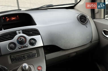 Минивэн Renault Kangoo 2010 в 