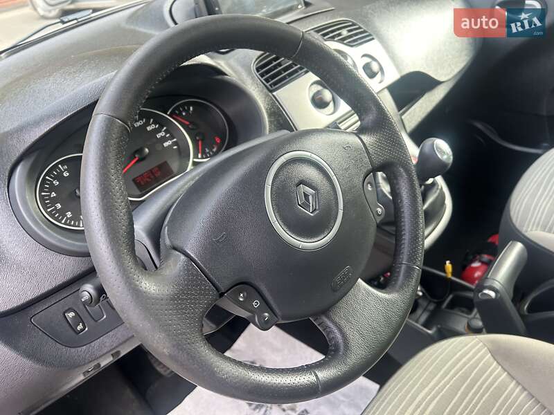 Минивэн Renault Kangoo 2011 в Луцке