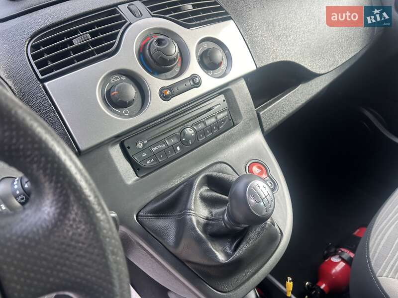 Минивэн Renault Kangoo 2011 в Луцке