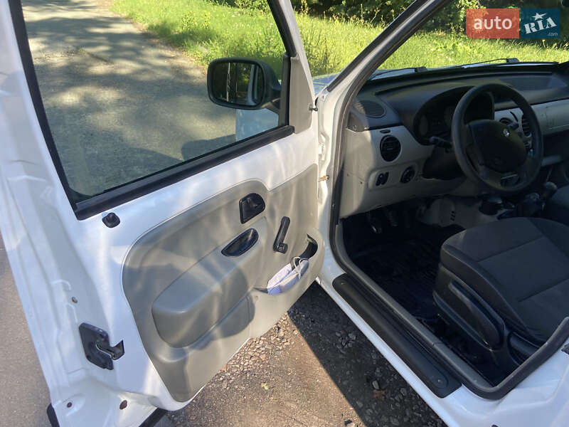 Минивэн Renault Kangoo 2005 в Киеве фото 9 Минивэн Renault Kangoo 2005 в Киеве