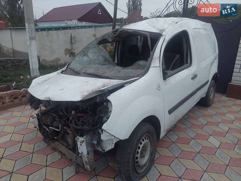Грузовой фургон Renault Kangoo 2008 в  фото Грузовой фургон Renault Kangoo 2008 в