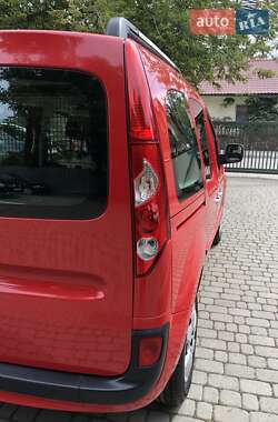 Минивэн Renault Kangoo 2012 в 