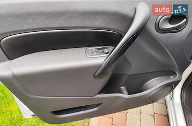 Минивэн Renault Kangoo 2013 в 