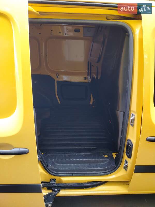 Вантажний фургон Renault Kangoo 2017 в Львові