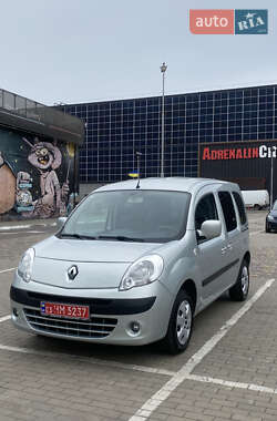 Минивэн Renault Kangoo 2010 в 