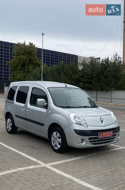 Минивэн Renault Kangoo 2010 в 