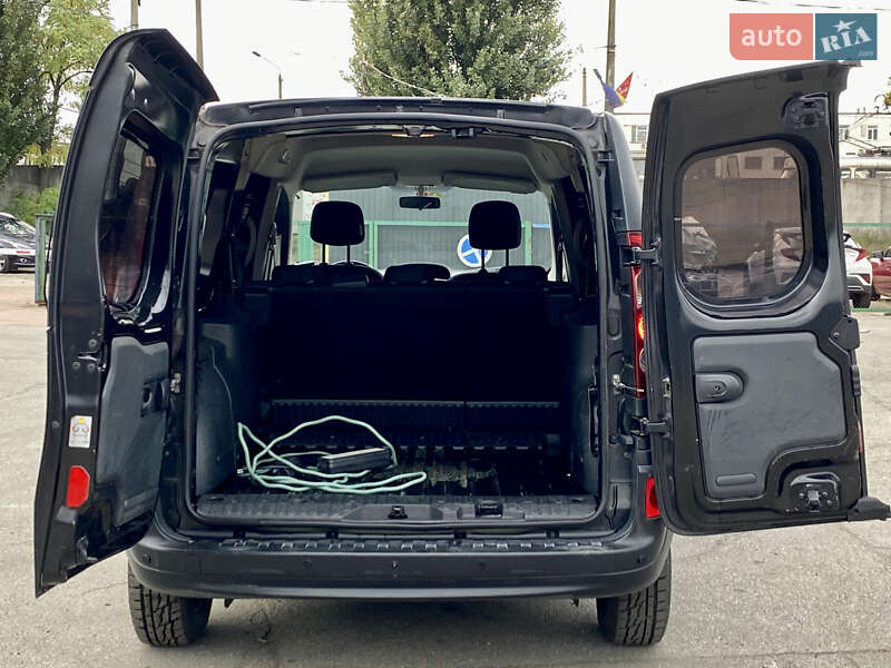 Минивэн Renault Kangoo 2012 в Киеве