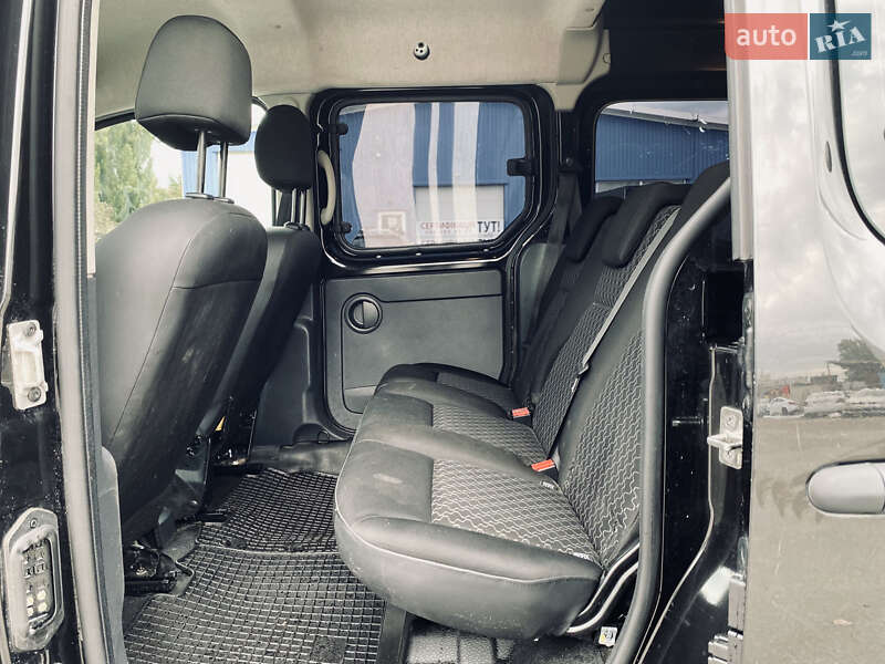 Минивэн Renault Kangoo 2012 в Киеве