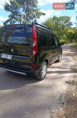 Минивэн Renault Kangoo 2011 в 