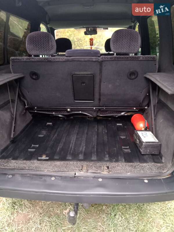 Мінівен Renault Kangoo 2004 в Чернівцях