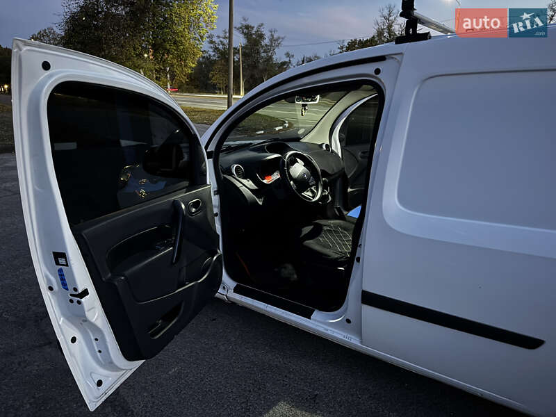 Вантажний фургон Renault Kangoo 2013 в Запоріжжі фото 11 Вантажний фургон Renault Kangoo 2013 в Запоріжжі