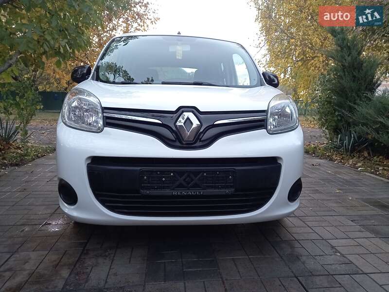 Минивэн Renault Kangoo 2017 в Киеве