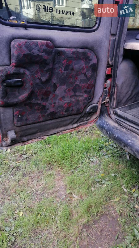 Минивэн Renault Kangoo 2000 в Городенке