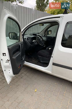 Минивэн Renault Kangoo 2012 в 