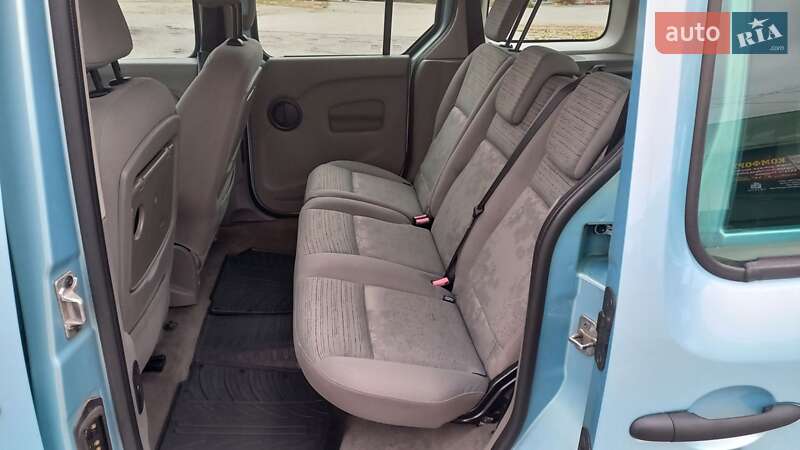 Минивэн Renault Kangoo 2009 в Виннице