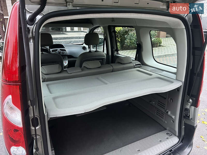 Минивэн Renault Kangoo 2011 в Виннице