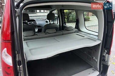 Минивэн Renault Kangoo 2011 в 