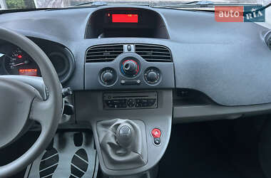 Минивэн Renault Kangoo 2011 в 