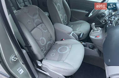 Минивэн Renault Kangoo 2011 в 