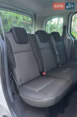 Минивэн Renault Kangoo 2016 в 