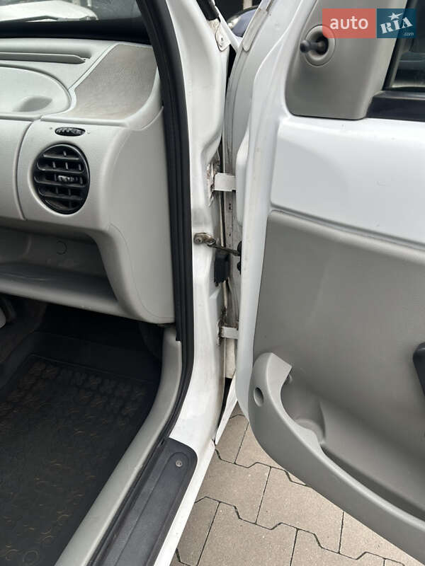 Минивэн Renault Kangoo 2003 в Белой Церкви фото 19 Минивэн Renault Kangoo 2003 в Белой Церкви