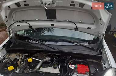 Мінівен Renault Kangoo 2012 в  фото 12 Мінівен Renault Kangoo 2012 в