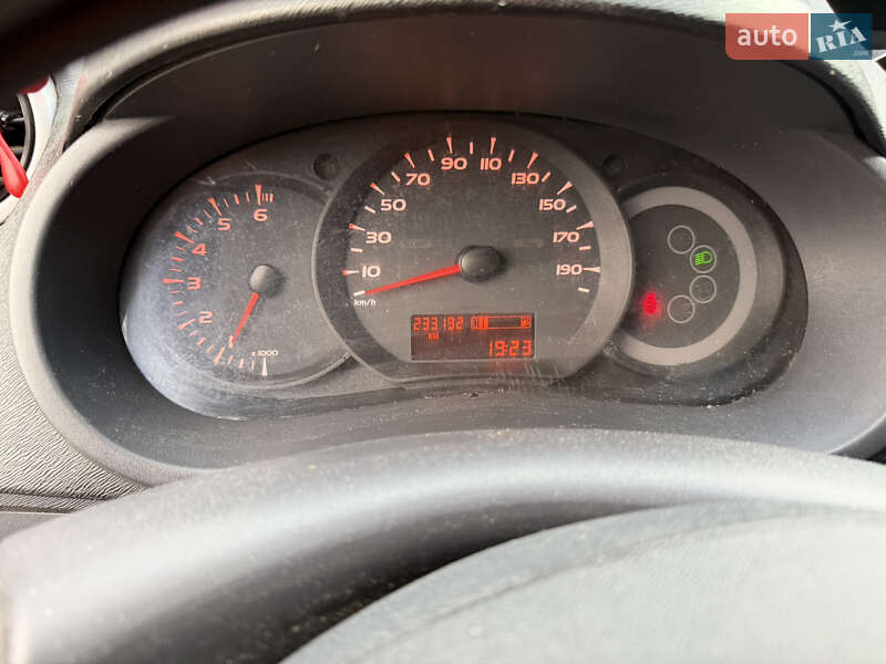 Грузовой фургон Renault Kangoo 2012 в Львове фото 31 Грузовой фургон Renault Kangoo 2012 в Львове