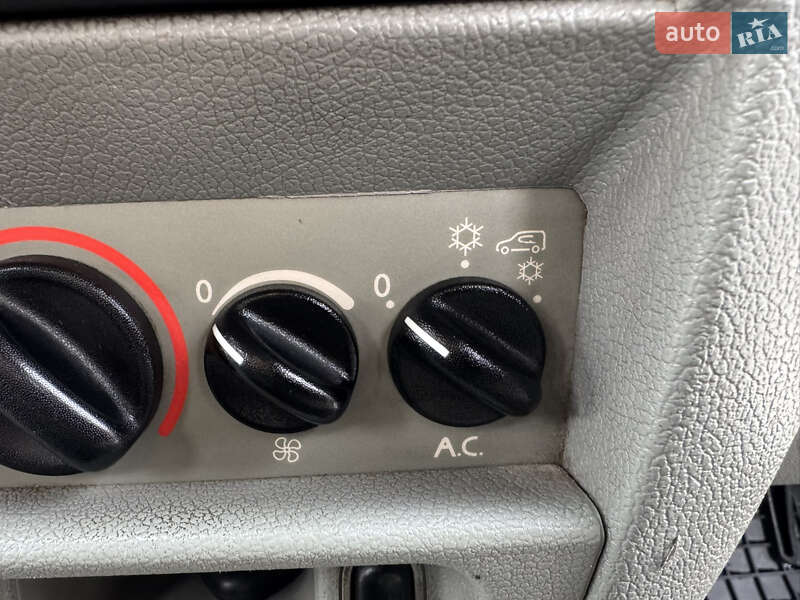 Минивэн Renault Kangoo 2006 в Звягеле фото 25 Минивэн Renault Kangoo 2006 в Звягеле