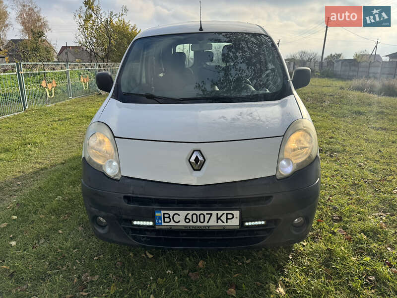 Минивэн Renault Kangoo 2008 в Ковеле