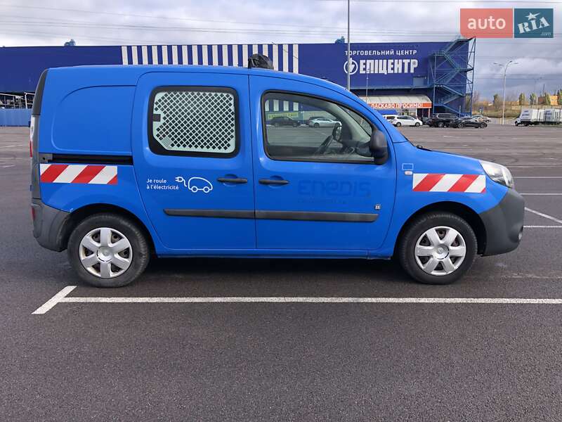 Грузовой фургон Renault Kangoo 2015 в Ровно фото 3 Грузовой фургон Renault Kangoo 2015 в Ровно