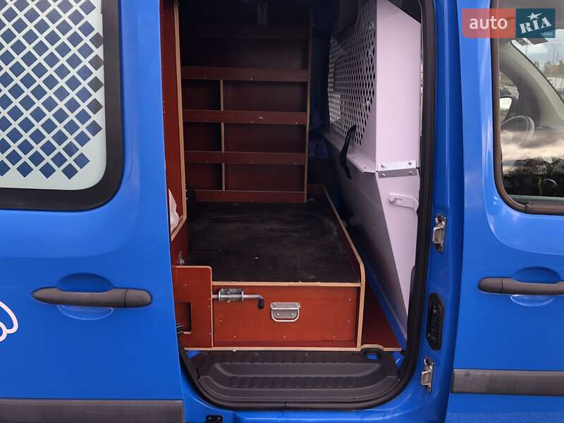Грузовой фургон Renault Kangoo 2015 в Ровно фото 19 Грузовой фургон Renault Kangoo 2015 в Ровно