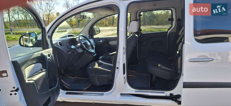 Мінівен Renault Kangoo 2014 в Новоархангельську фото 11 Мінівен Renault Kangoo 2014 в Новоархангельську
