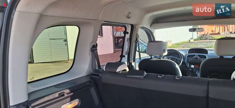 Мінівен Renault Kangoo 2014 в Новоархангельську фото 24 Мінівен Renault Kangoo 2014 в Новоархангельську