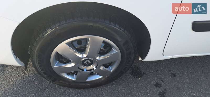 Мінівен Renault Kangoo 2014 в Новоархангельську фото 58 Мінівен Renault Kangoo 2014 в Новоархангельську