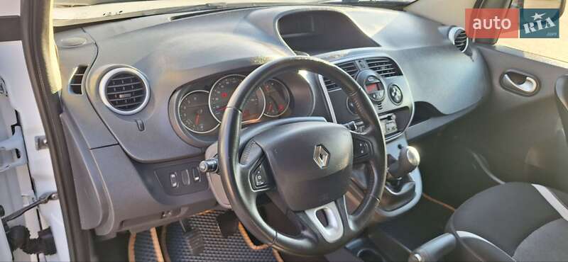 Мінівен Renault Kangoo 2014 в Новоархангельську фото 52 Мінівен Renault Kangoo 2014 в Новоархангельську