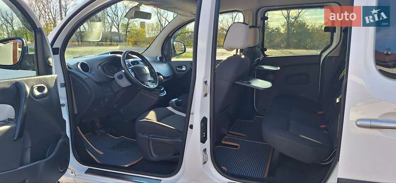 Мінівен Renault Kangoo 2014 в Новоархангельську фото 75 Мінівен Renault Kangoo 2014 в Новоархангельську