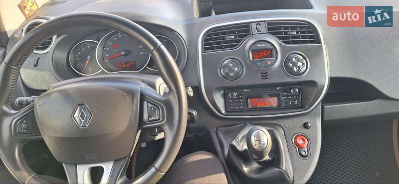 Мінівен Renault Kangoo 2014 в Новоархангельську фото 147 Мінівен Renault Kangoo 2014 в Новоархангельську