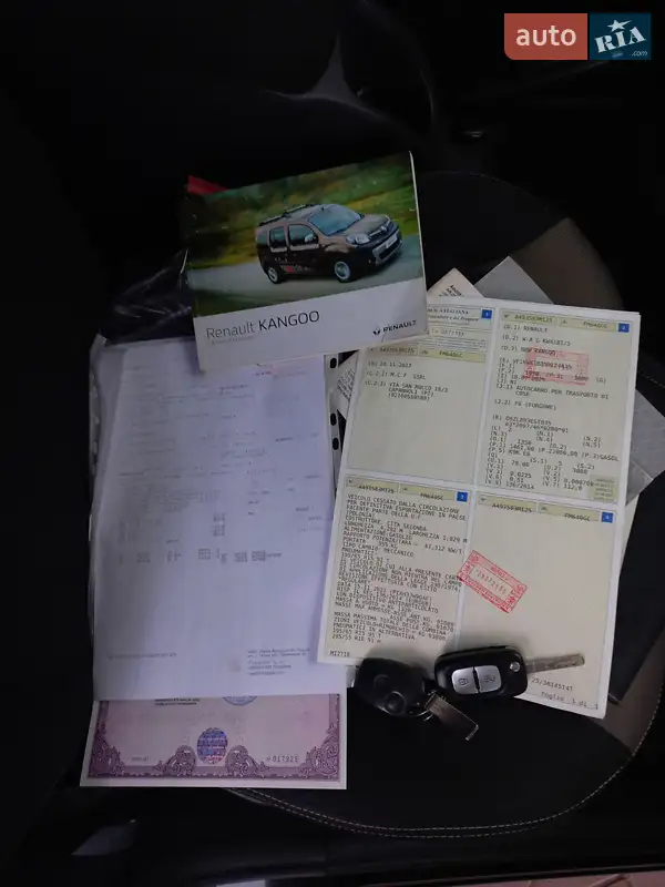 Мінівен Renault Kangoo 2017 в Одесі документ 2 фото Мінівен Renault Kangoo 2017 в Одесі документ