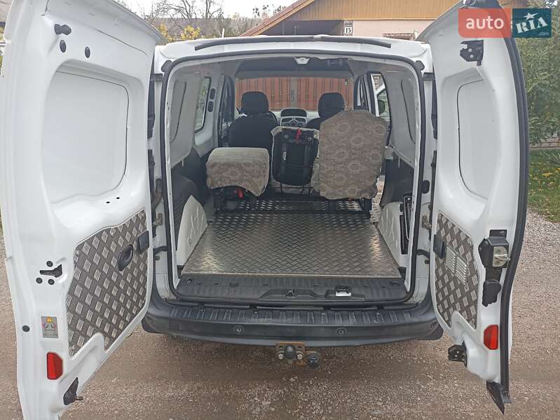 Минивэн Renault Kangoo 2016 в Александрие фото 5 Минивэн Renault Kangoo 2016 в Александрие