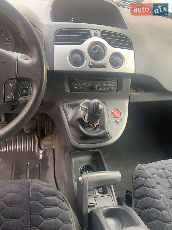 Грузовой фургон Renault Kangoo 2012 в Киеве